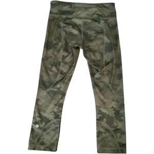 Lululemon Run Inspire Crop II All Luxtreme Savasana Camo Fatigue Green Sz 6 NEW